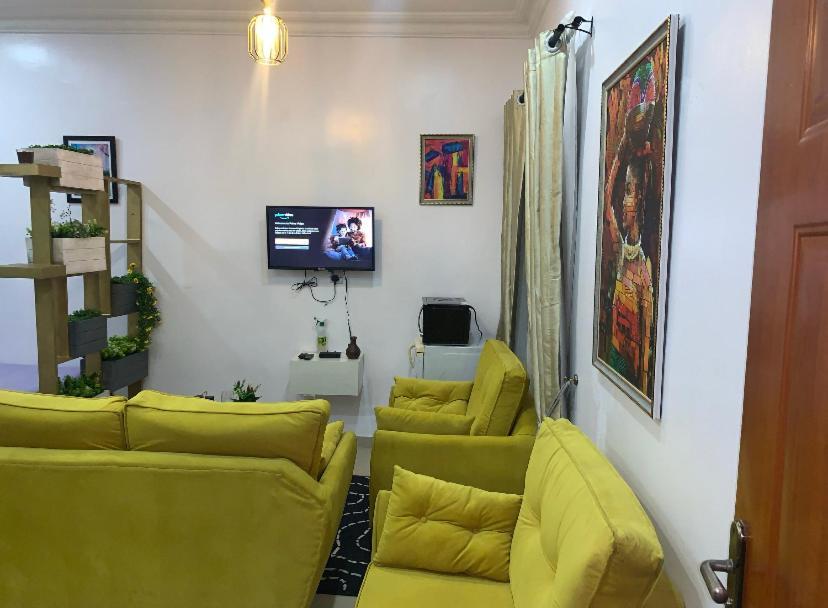 ラゴスCozy Studio Unit In Lekki Phase 1 - Kitchen, 24-7 Light, Wifi, Netflixアパートメント エクステリア 写真